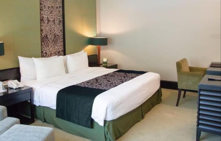 Surya Hotel & Cottages Prigen エクステリア 写真